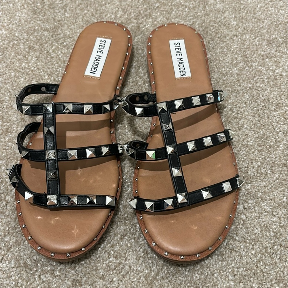 Steve Madden Black Sandals